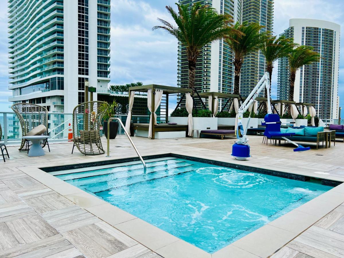 Hyde House - Luxury Waterfront 2Br 2Ba Apartment Suite With Direct Ocean View, Roof Top Pool, Resort Amenities Hollywood Zewnętrze zdjęcie